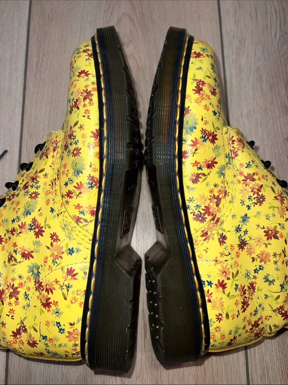Dr. Martens Yellow Floral Lace-Up Boots with Black Laces - Picture 13 of 16